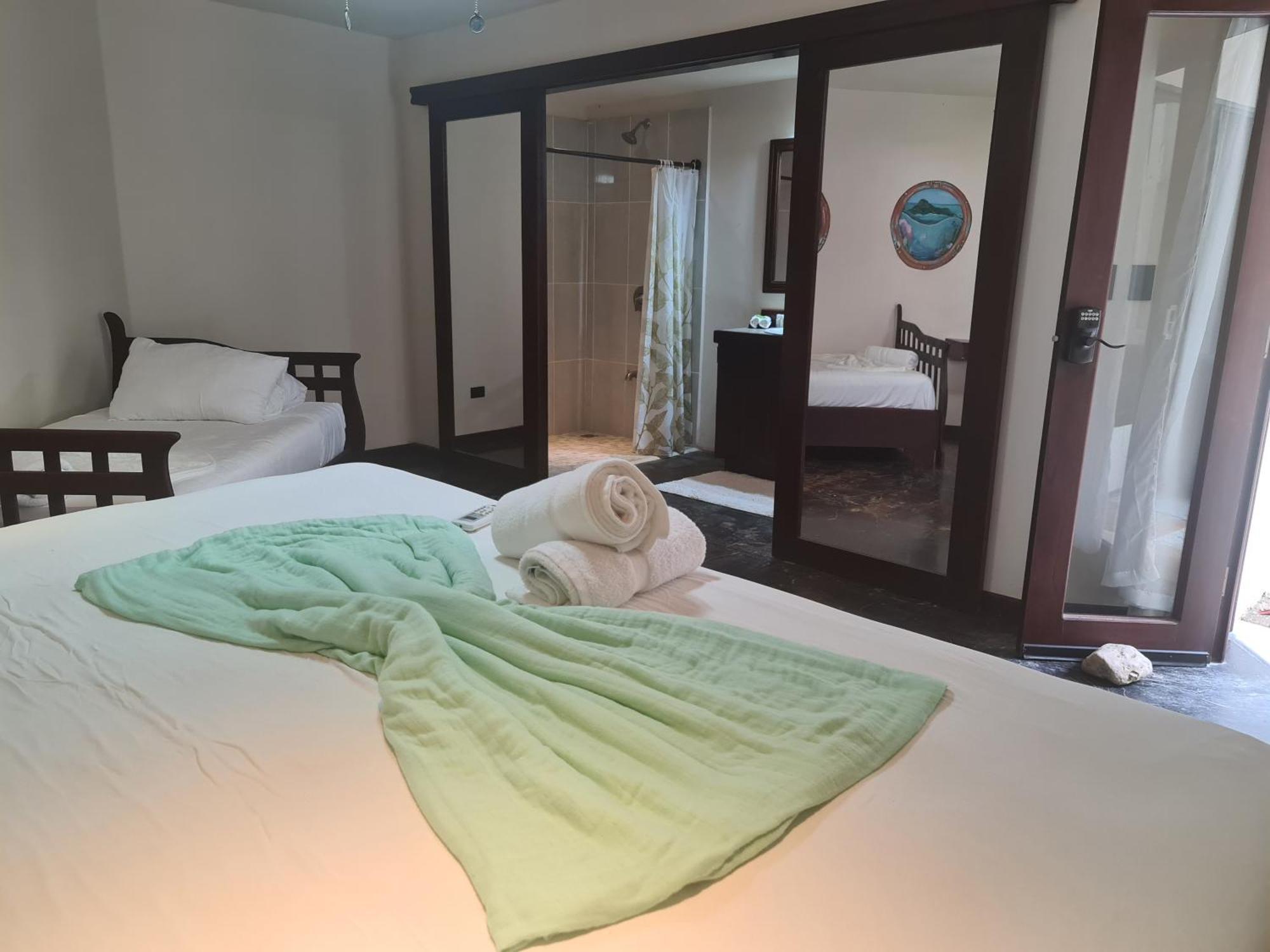 Hona Beach Hotel Dominical Δωμάτιο φωτογραφία